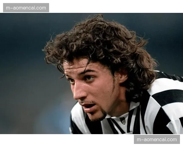 皮耶罗痛批意甲衰落根源：豪门互挖墙角成毒瘤，资金青训问题亟待解决